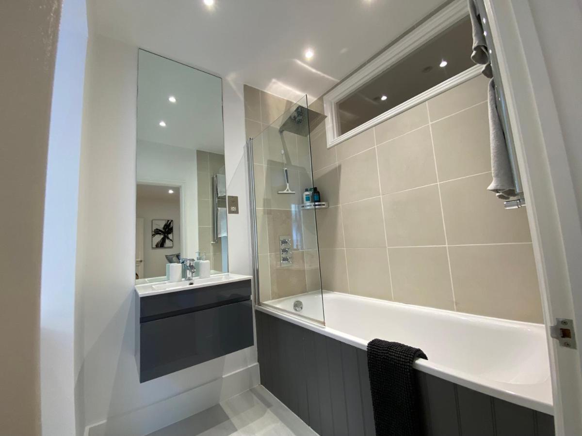 Fantastic Spacious Garden Flat With Own Private Entrance 伦敦 外观 照片