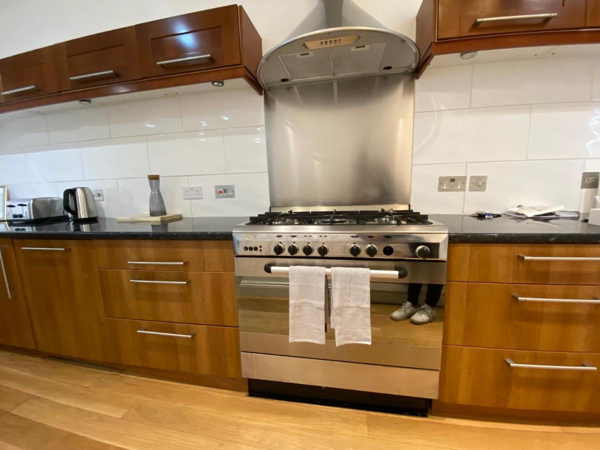 Fantastic Spacious Garden Flat With Own Private Entrance 伦敦 外观 照片